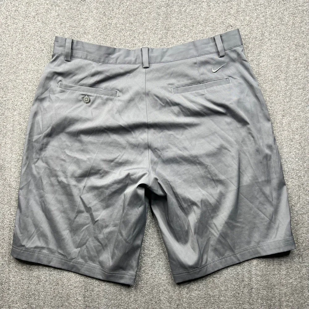Nike‎ Golf Shorts Mens 36 Gray Dri-FIT Tour Performance Flat Front 639798-021